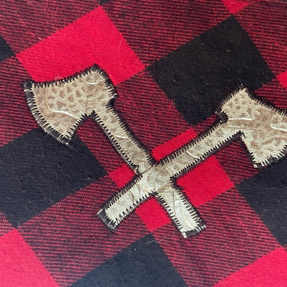 Buffalo Plaid Clutch with Axe Applique in gold fabric 5.5”x9” - Picture 5 of 5